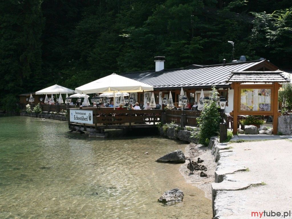 Otoczony majestatycznymi górami Bruck jest uroczą miejscowością, leżącą w regionie sportowym, do którego należą Zell am See i Kaprun. Znajdziesz tu 130 km wspaniałych tras narciarskich (25 km czarnych, 49 km czerwonych i 56 km niebieskich),...