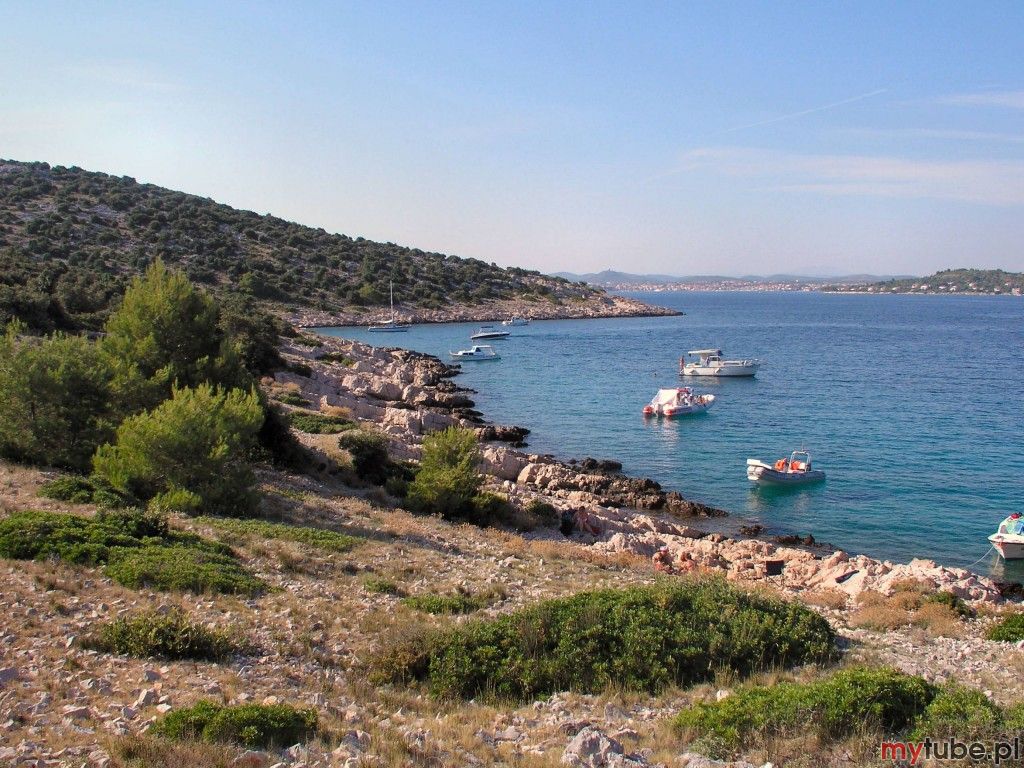 W środkowej części Dalmacji leży miasteczko Vodice - osada portowa i cel podróży każdego, kto wybiera się w te rejony Chorwacji. Obok miasta Šibenik, jest to jeden z większych kurortów na wybrzeżu, słynący przede wszystkim ze smakowitej...