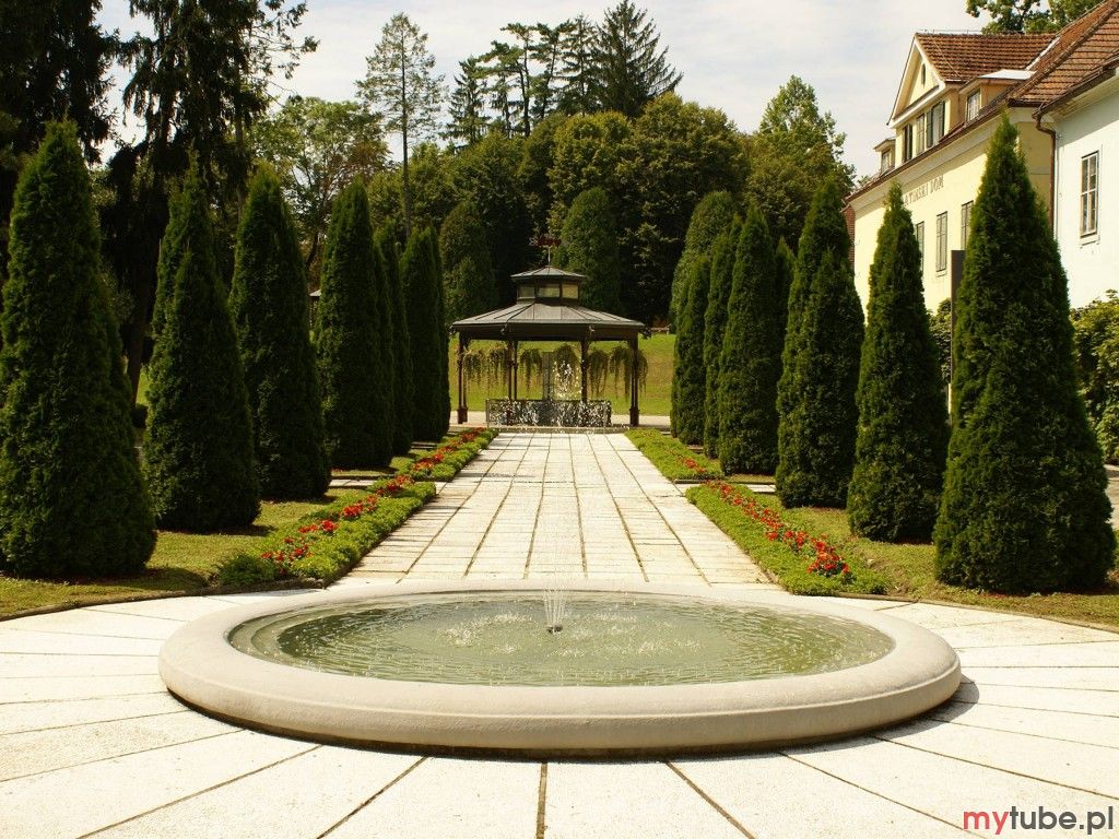 Uzdrowisko Terme Radenci to słoweński kurort, który rozwinął się dzięki naturalnym wodom mineralnym. Leży na skraju Kotliny Panońskiej, w pięknej, zielonej okolicy, z rozciągającymi się łanami pszenicy i winnymi wzgórzami. Terme Radenci...